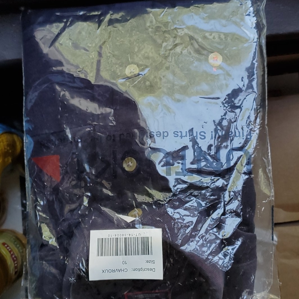 UntuckIT boys size 10